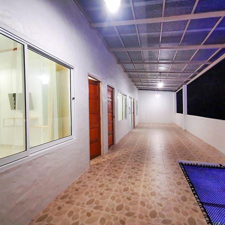 Thepprasit Cosy Villa Jomtien Beach Exterior photo